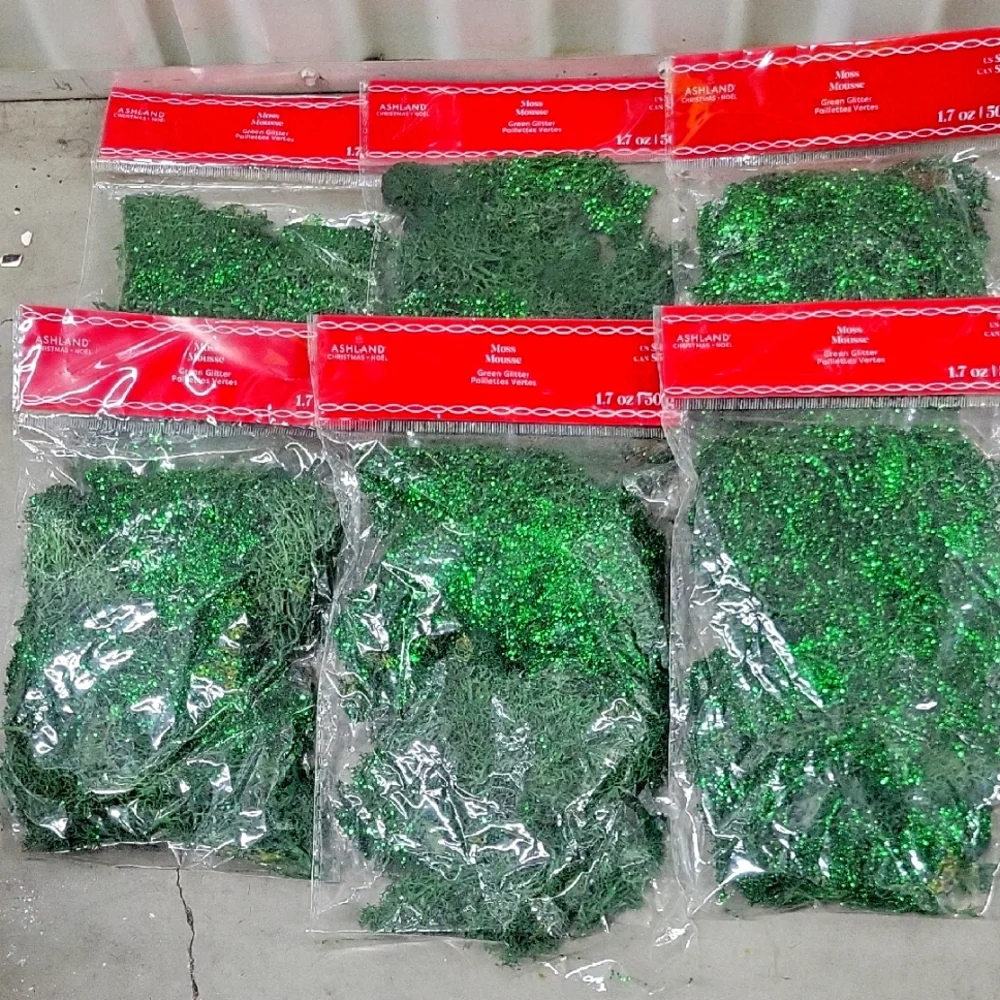 6 Green Moss  Packets.